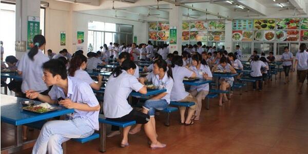 食堂外包能對企業帶來哪些好處？